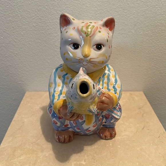 Vintage Cat w/ fish teapot. - Picture 7 of 8
